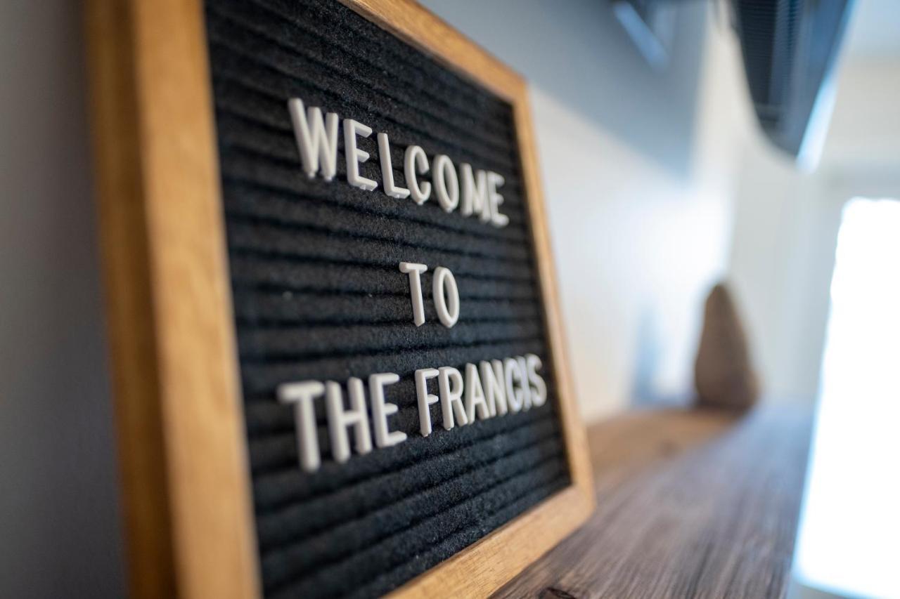 The Francis Boutique Inn اوكلويلت المظهر الخارجي الصورة
